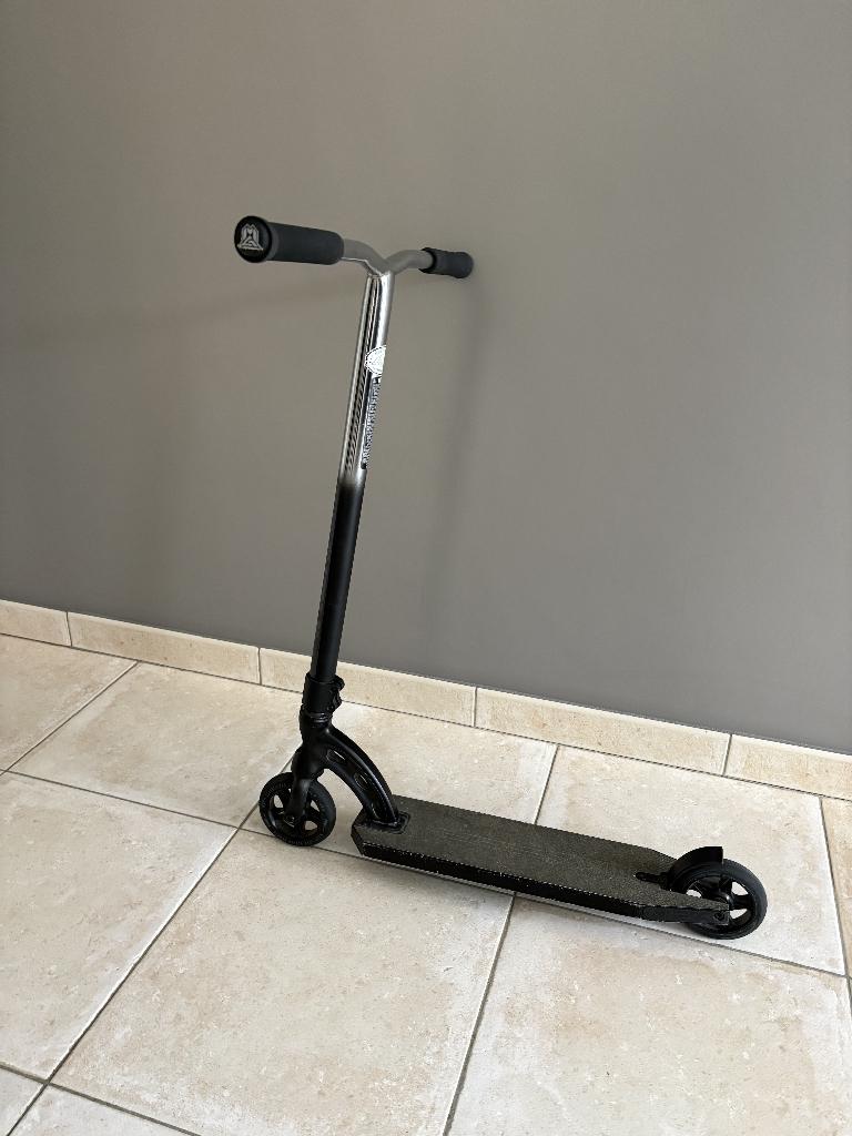 Step - MGP VX8 stuntstep, Fietsen en Brommers, Steps, Ophalen, Gebruikt, Gewone step