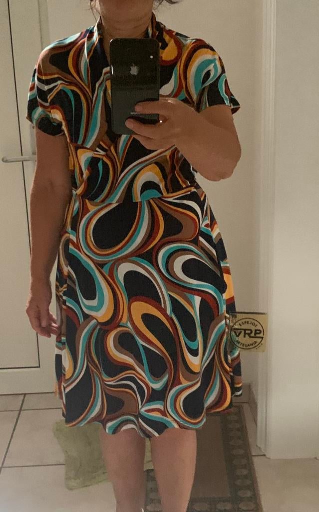 Mooie jurk kleedje Lola Liza 40 elastisch stofje, Kleding | Dames, Ophalen of Verzenden