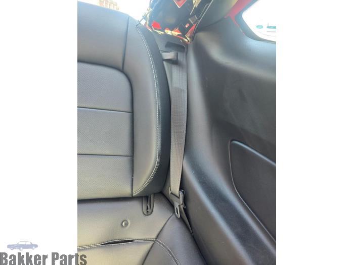 Veiligheidsgordel links-achter van een Ford Usa Mustang, Gebruikt, -, -, -