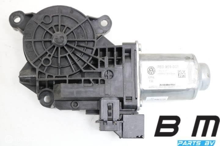 Raammotor links voor VW Transporter T5 GP 7E0959801, Utilisé