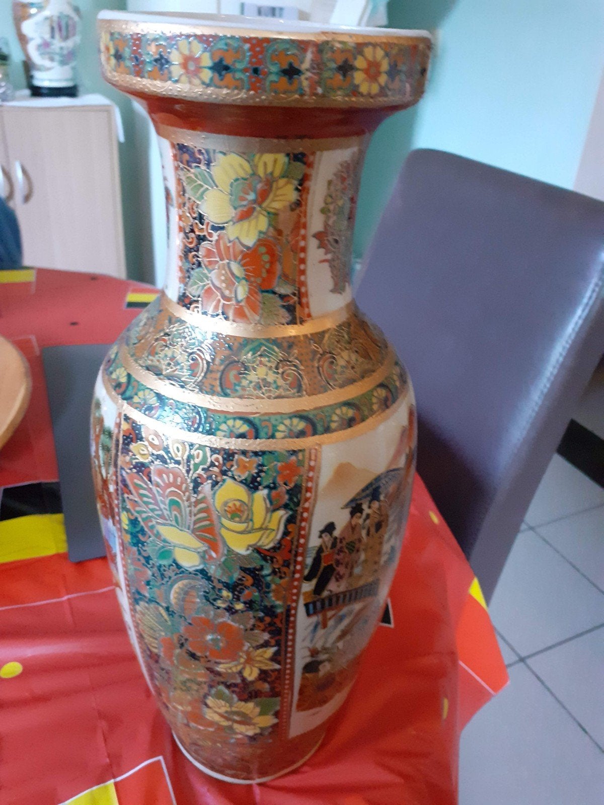 Ancien vase chinois à la feuille d'or, Enlèvement ou Envoi