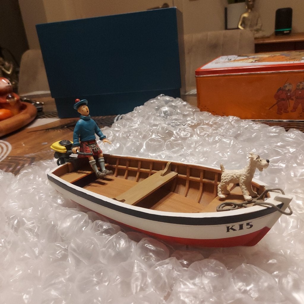 Figurine tintin la barque  l ile noir, Enlèvement ou Envoi, Tintin, Neuf, Statue ou Figurine