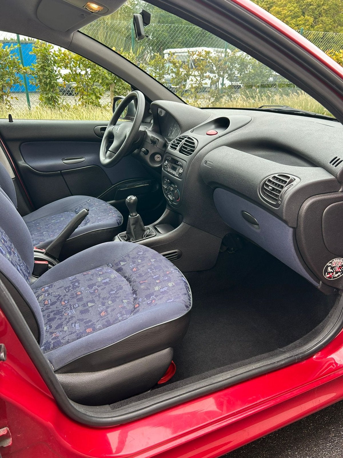 Peugeot 206 1.1 44kw benzine bj 2000 km89600 1j garantie, Autos, Peugeot, Achat, Entreprise, Boîte manuelle, Essence