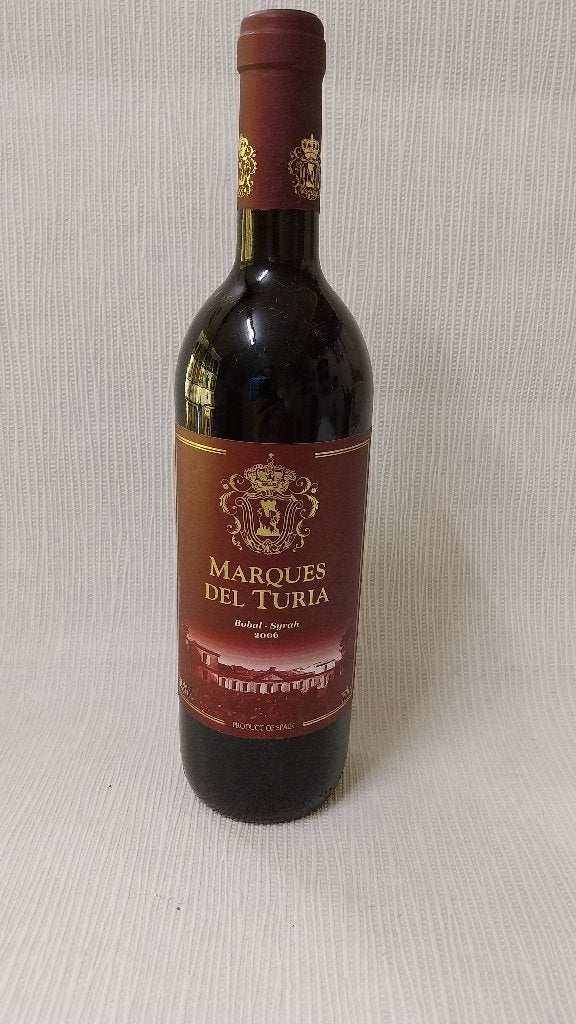 Volle fles Marques de Turia 2006, Verzamelen, Overige Verzamelen, Ophalen of Verzenden, Gebruikt