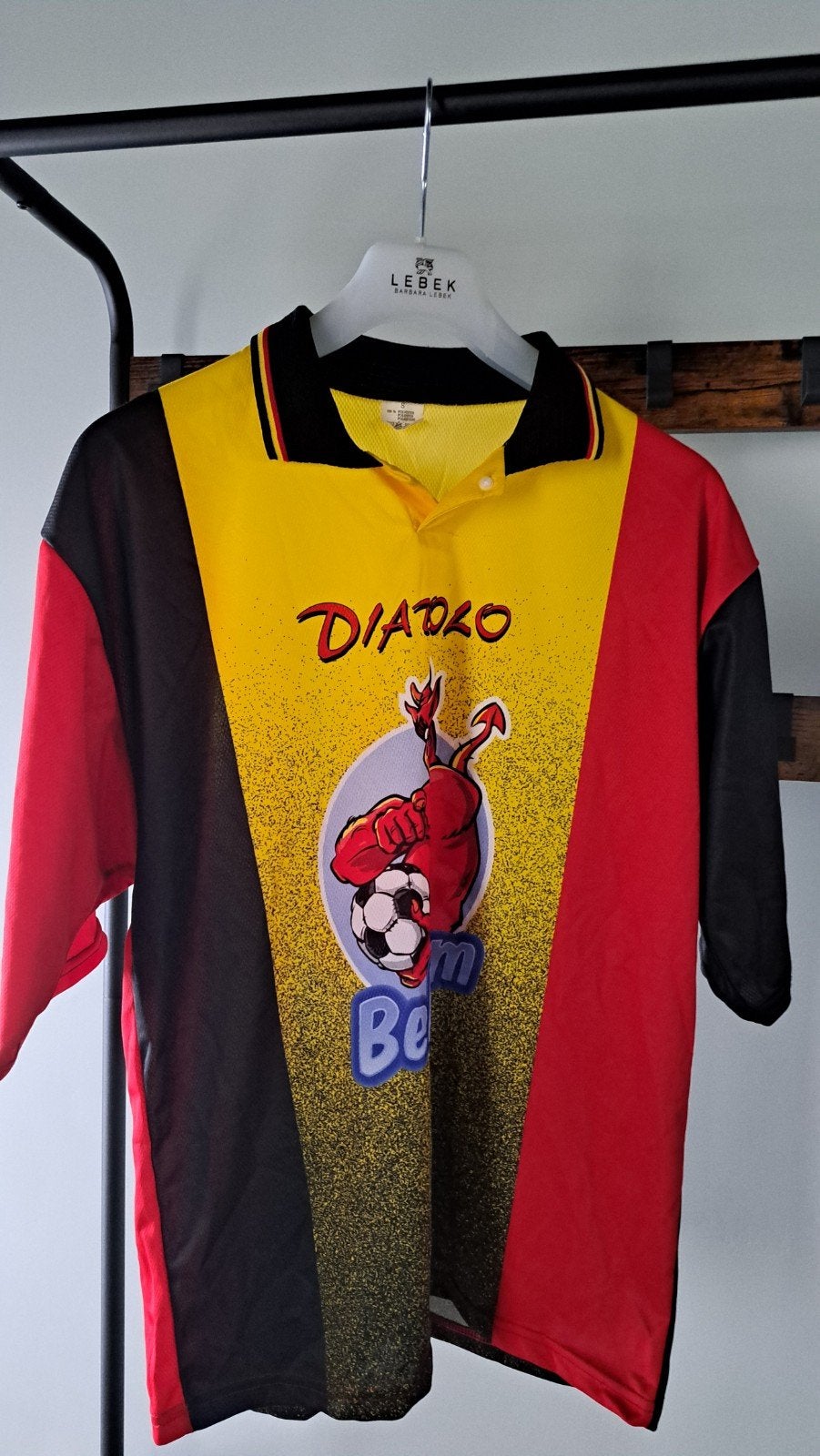 Truitje Rode Duivels..Smal ..nieuw, Sport en Fitness, Voetbal, Ophalen
