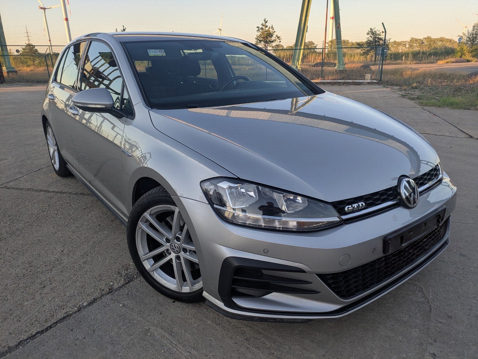 GOLF GTD 7.5 DSG, Autos, Achat, 1968 cm³, Entretenue par le concessionnaire, 5 portes