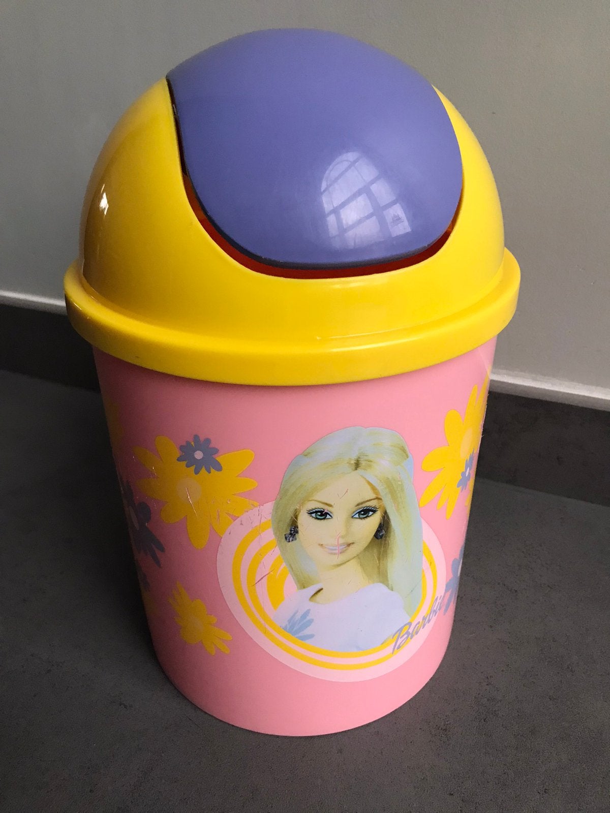 Vuilbakje Barbie, Ophalen, Gebruikt