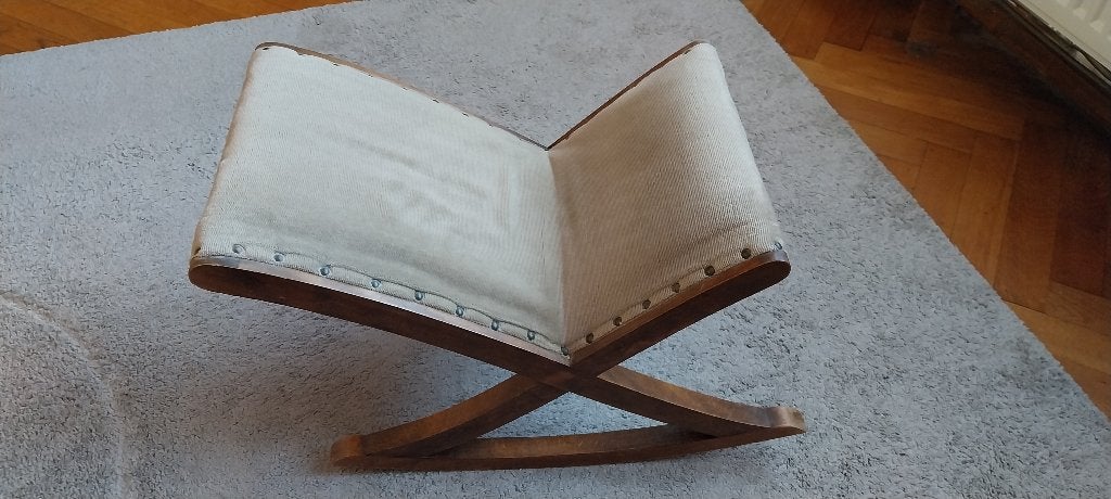 Repose-pieds à bascule vintage en bois et velours, Vintage, Bois, Enlèvement, Utilisé