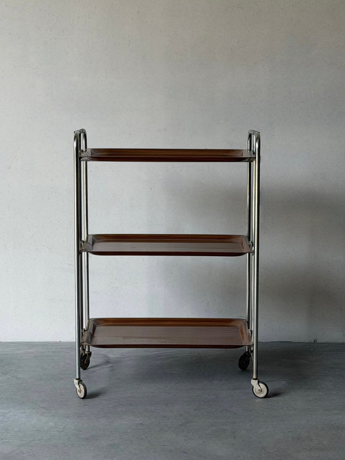 Vintage design chroom serveerwagen, 1970, Enlèvement, Comme neuf