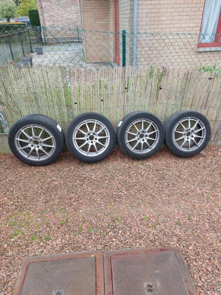 4 jantes origine Mercedes super état montées sur pneus hiver, Auto-onderdelen, Banden en Velgen, Ophalen, Gebruikt, Banden en Velgen