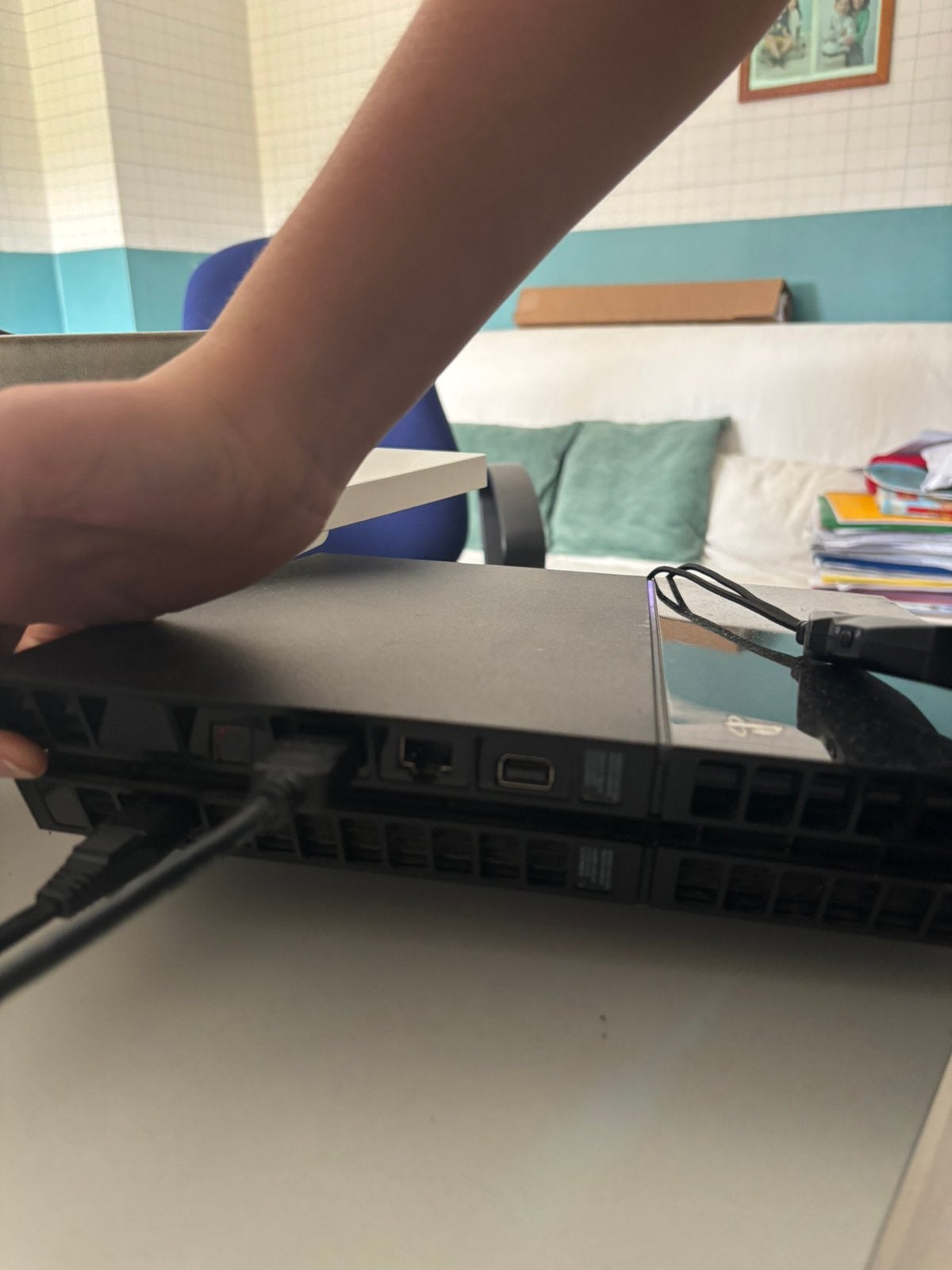 PlayStation 4 met alle kabels, Games en Spelcomputers, Ophalen, 500 GB, Zo goed als nieuw, Original