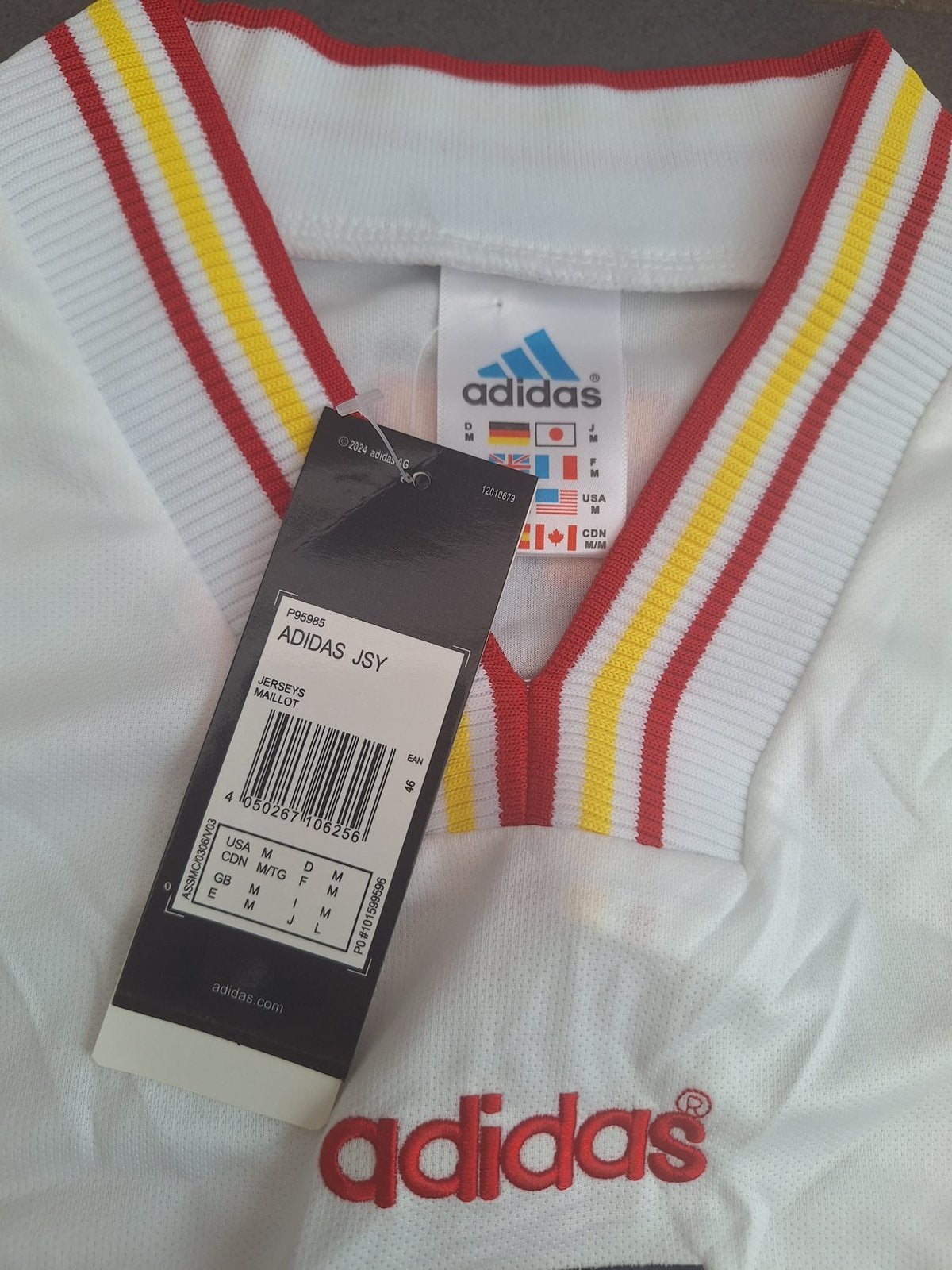 Nieuw voetbal-shirt Spanje, Kleding | Heren, Sportkleding, Ophalen of Verzenden, Zo goed als nieuw, Maat 48/50 (M), Voetbal
