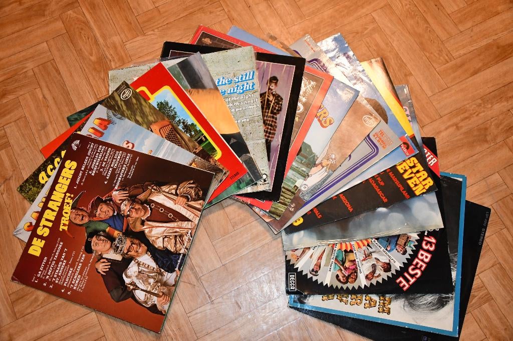 17 VINTAGE LANGSPEELPLATEN, Cd's en Dvd's, Beschermende buitenhoes, Ophalen