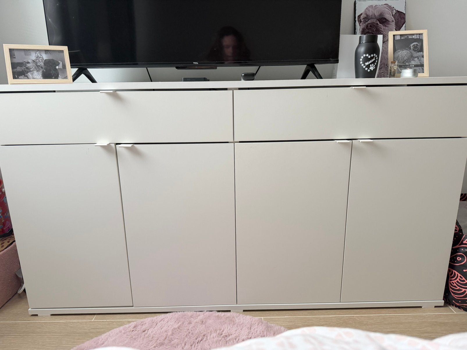 VIHALS dressoir ikea, Ophalen, Zo goed als nieuw
