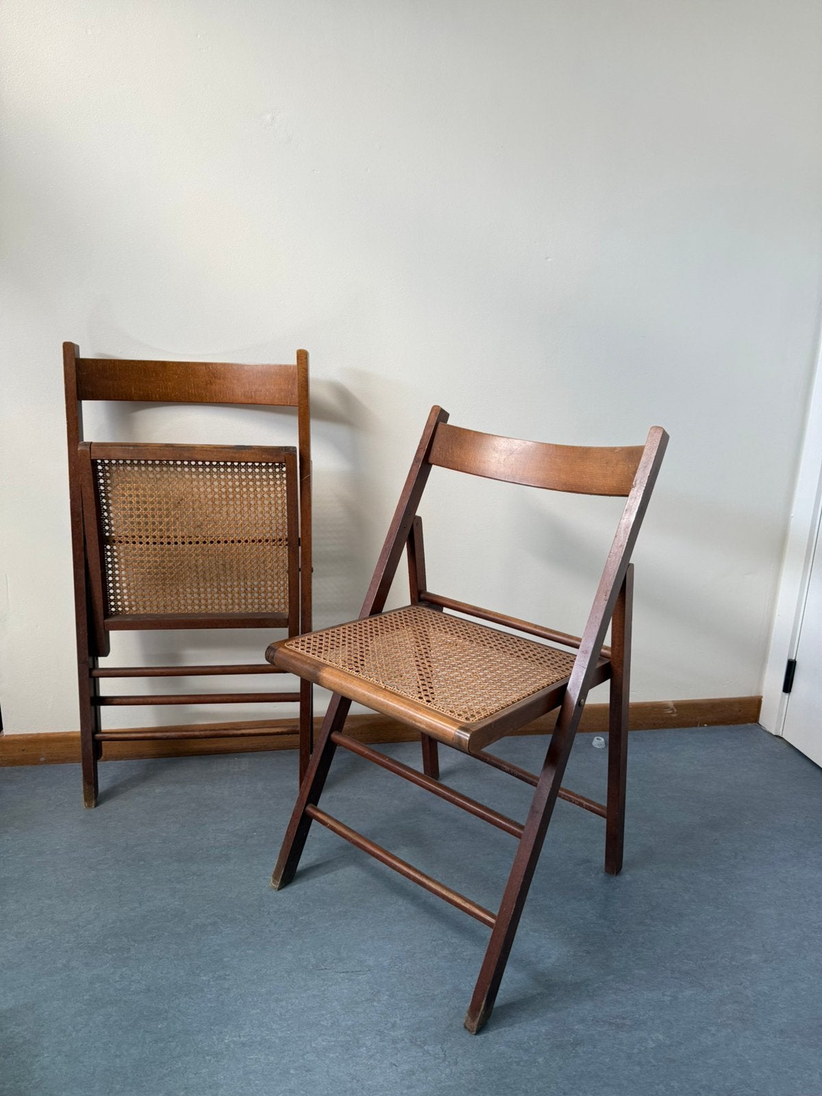 Set van 2 Vintage rotan houten klapstoelen, Ophalen