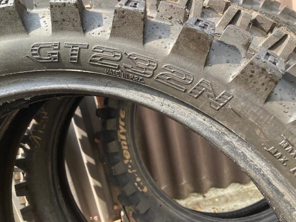 Crossbanden 1nieuwe en 3goede, 4voor€70, Motoren, Ophalen