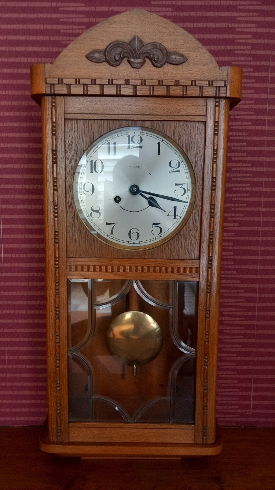 Oude Houten hangklok, Ophalen