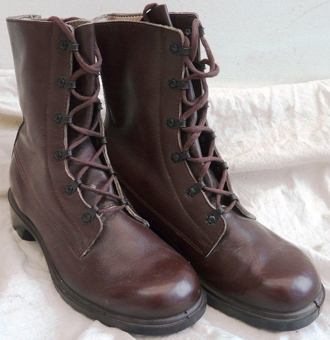 Schoenen / Laarzen, Gvt, M66, maat: 40M, KL, jaren'70.(Nr.1), Verzamelen, Ophalen of Verzenden, Landmacht, Kleding of Schoenen