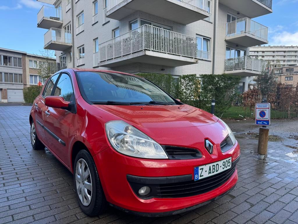 RENAULT CLIO 3 1.4i ESSENCE / AIRCO/ CRUISE/ CONTROLE OK, Autos, Essai à domicile, Achat, Beige, Entreprise