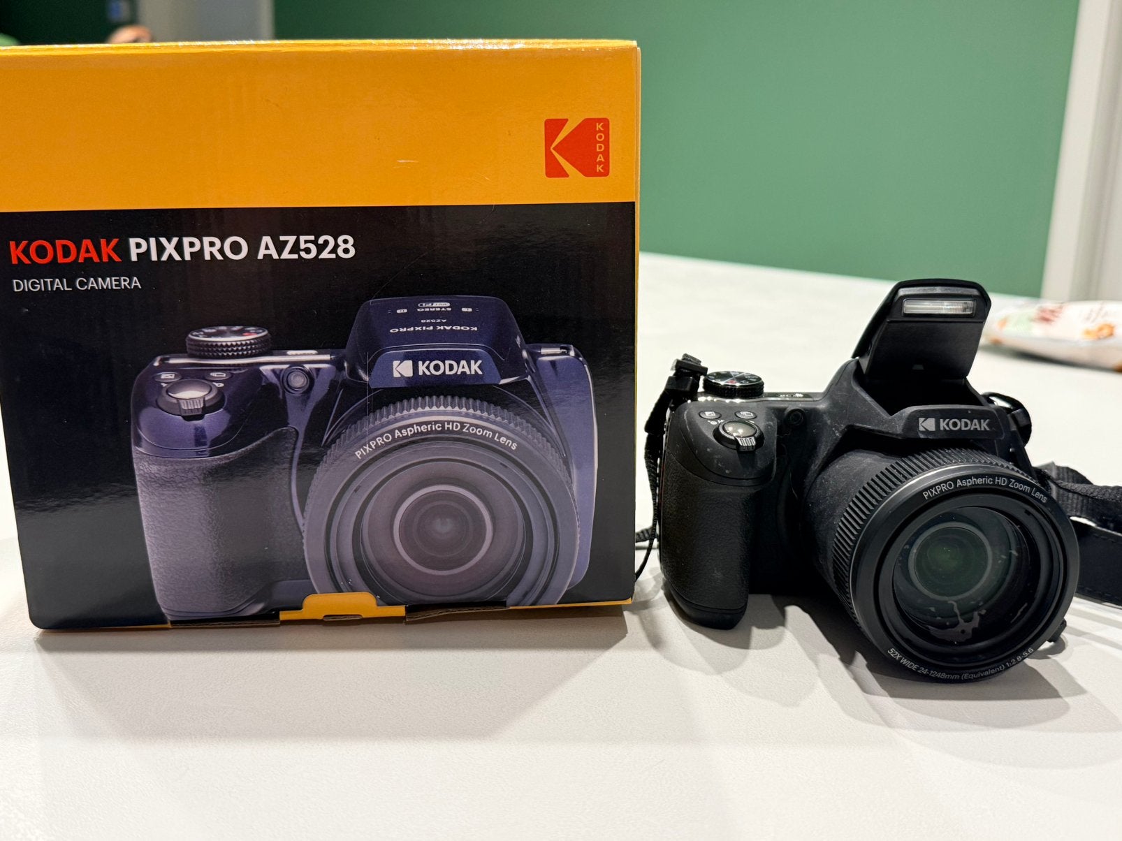Canon pixpro AZ528, Ophalen, Beeldstabilisatie, 16 megapixels, Zo goed als nieuw