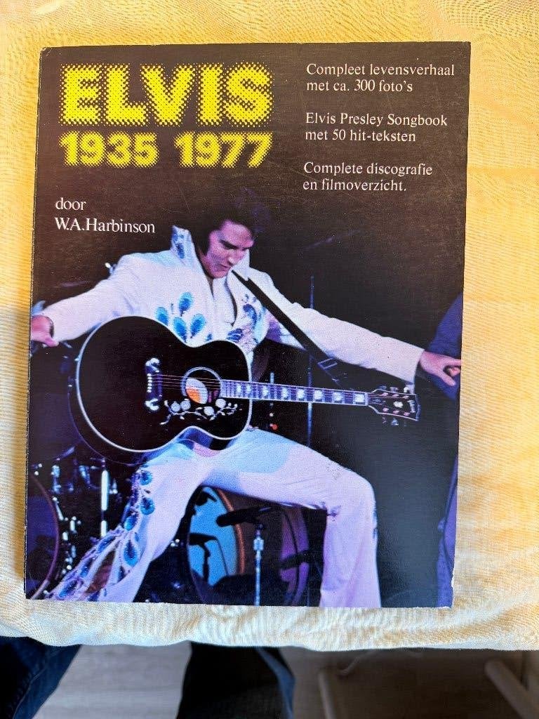 BOEK ELVIS 1935 1977 ISBN9061221099 157 PAGINA`S, Boeken, Ophalen of Verzenden, Zo goed als nieuw