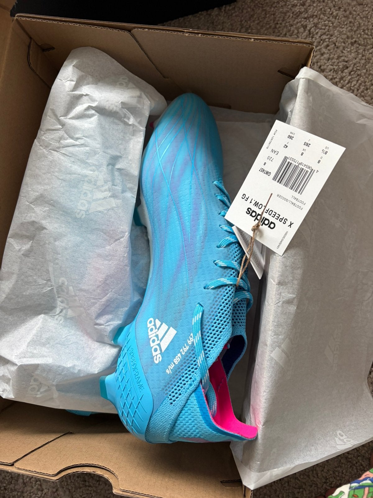 Voetbalschoen Adidas maat 42 nieuw in verpakking, Sport en Fitness, Ophalen, Nieuw, Schoenen