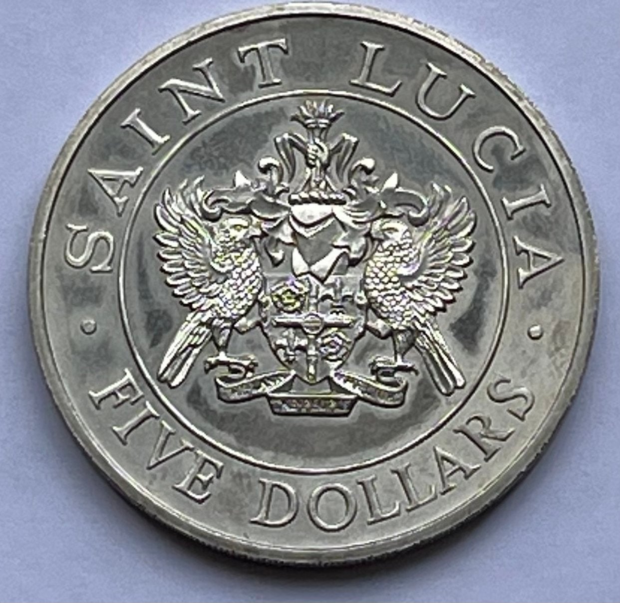 5 Dollar munt Saint Lucia 1986, Timbres & Monnaies, Monnaies | Amérique, Enlèvement ou Envoi