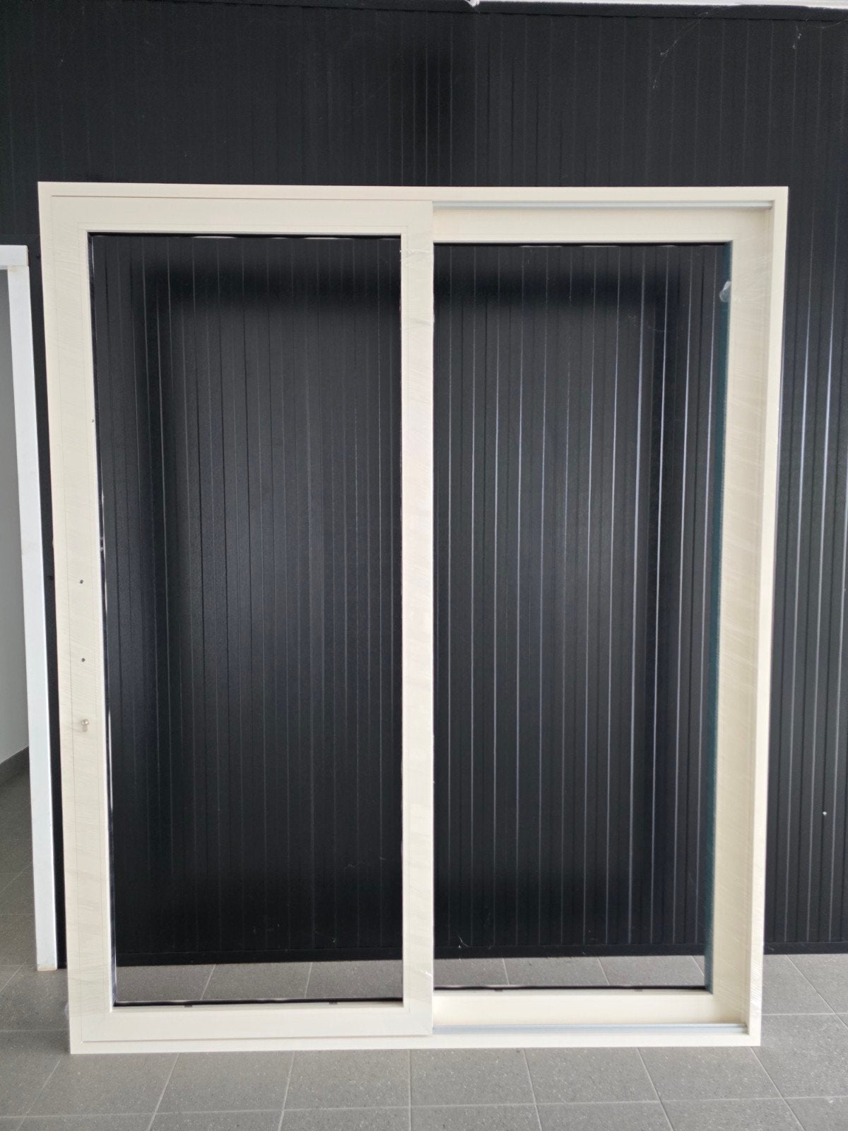 aluminium deur, Ophalen, Aluminium