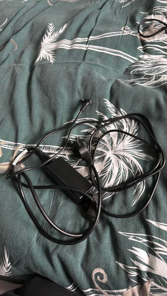 HP pc oplader, Ophalen of Verzenden, Zo goed als nieuw
