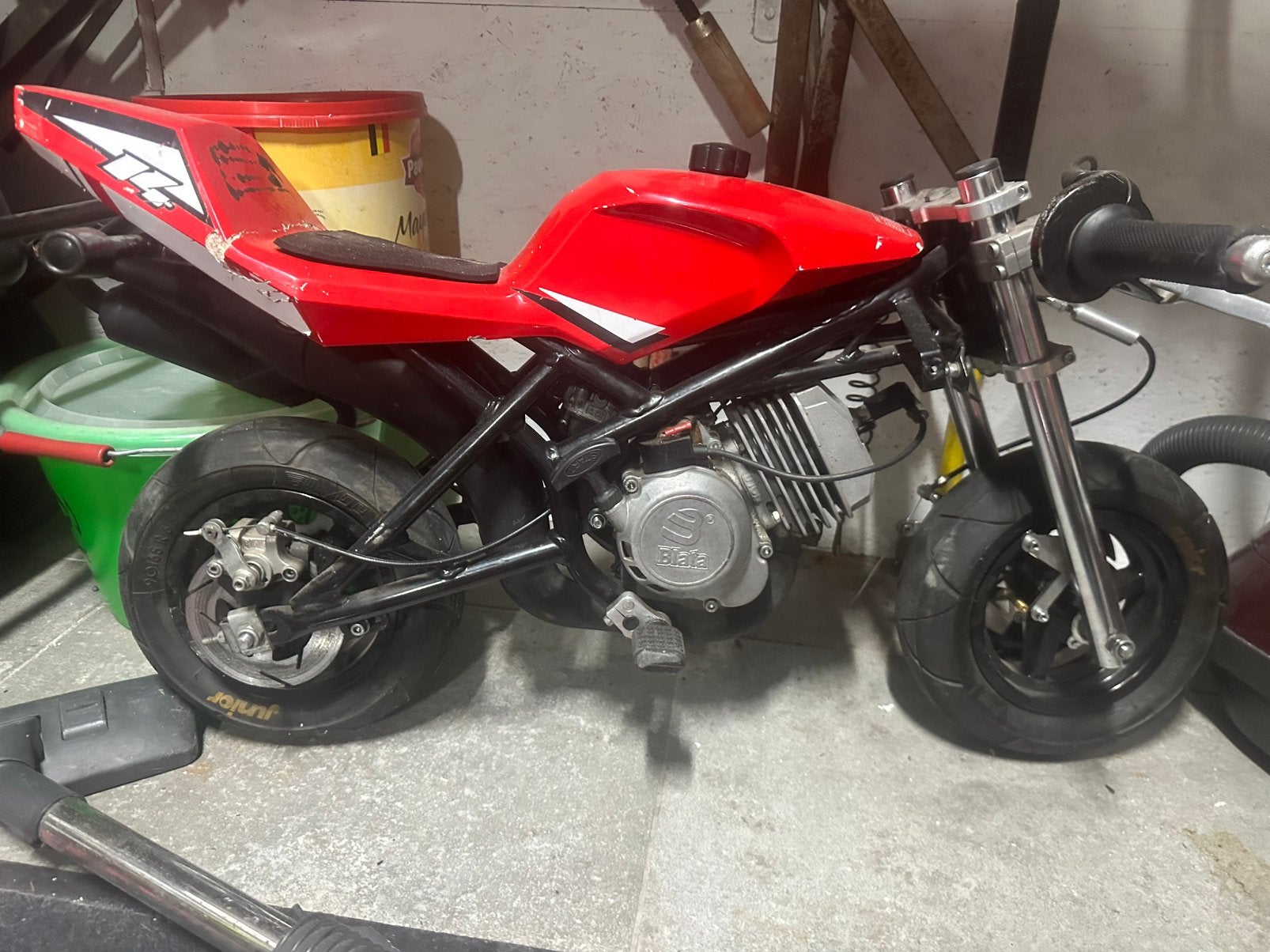 Pocketbike, Enlèvement, Comme neuf