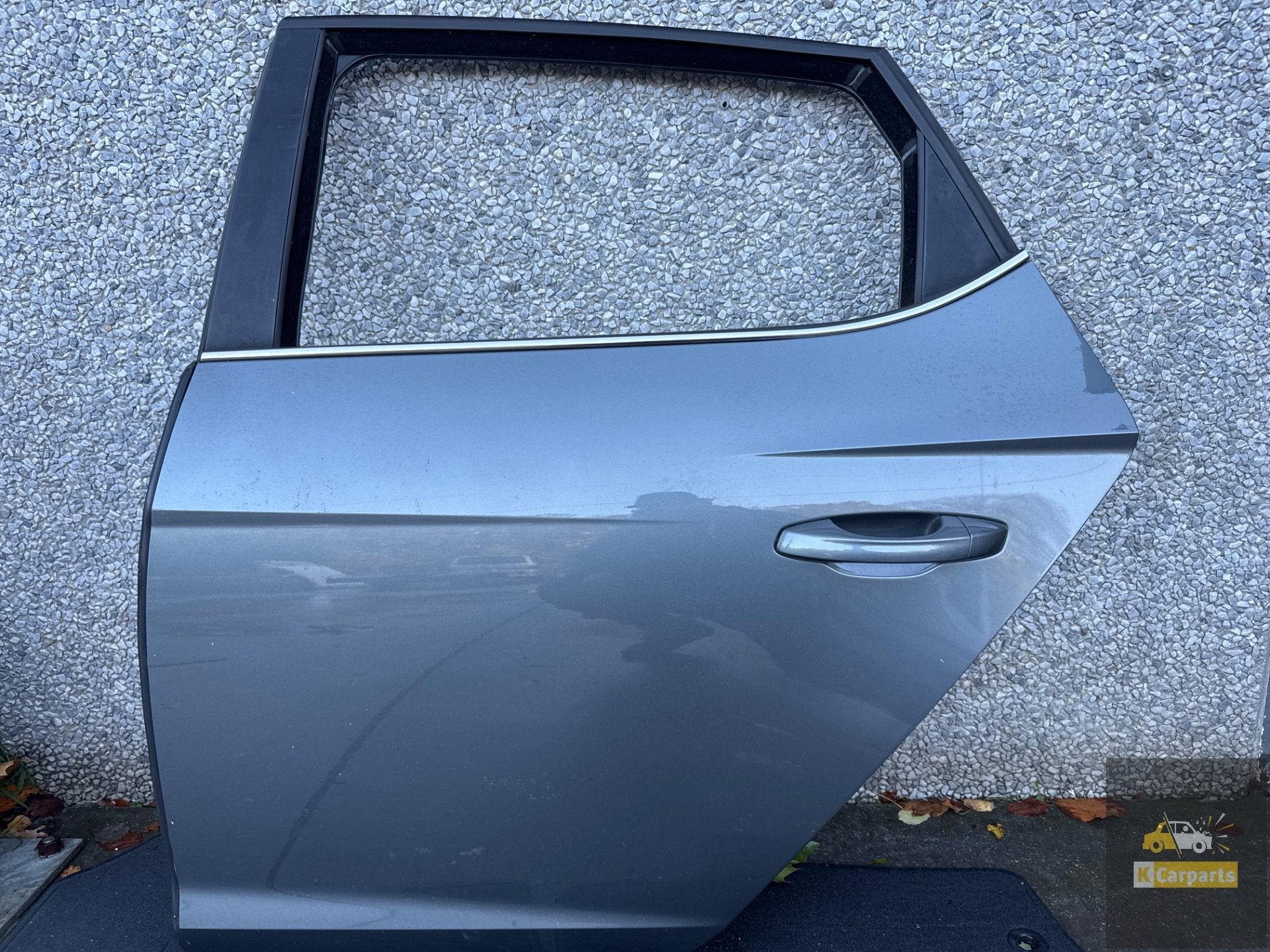 Portier Seat Leon 5F III 2013-2019 links achter deur, Gebruikt, Autovia A-2, Km 585 585
08760  Martorell, ES, SEAT S.A., Customercare@seat.es