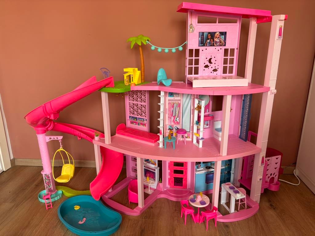 Barbie droomhuis, Ophalen, Zo goed als nieuw, Accessoires