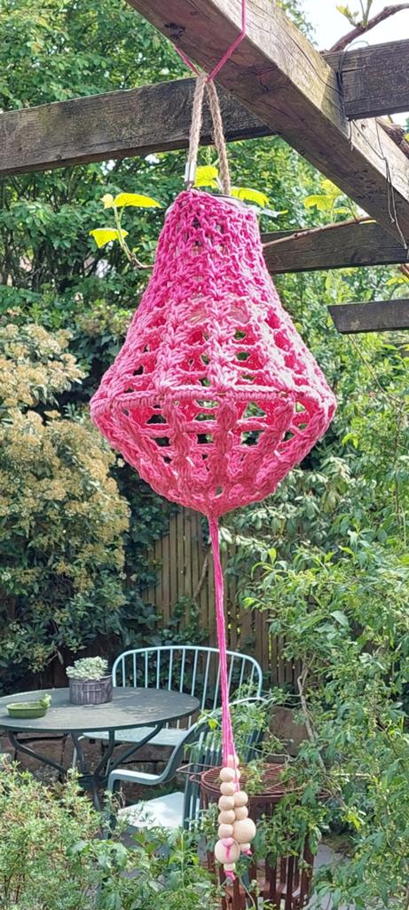 Handgemaakte gehaakte buitenlamp met houten kralen, Tuin en Terras, Ophalen of Verzenden