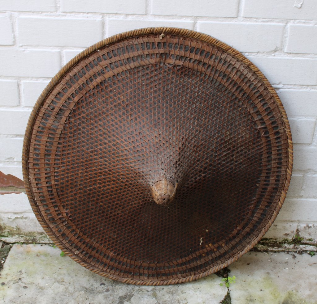 OUDE CHINESE HOED, Antiek en Kunst, Overige typen, Handgemaakt, Ophalen of Verzenden, 60 cm