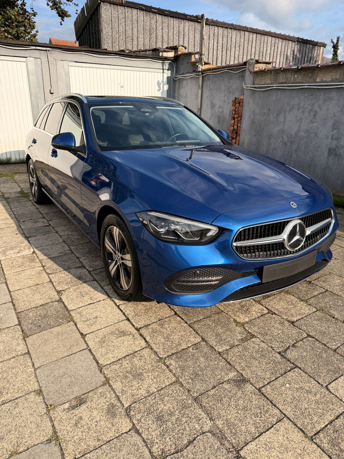 Mercedes-Benz C300e Luxury Line Plug-in Hybrid, Auto's, Automaat, Particulier, Dealer onderhouden, Achteruitrijcamera