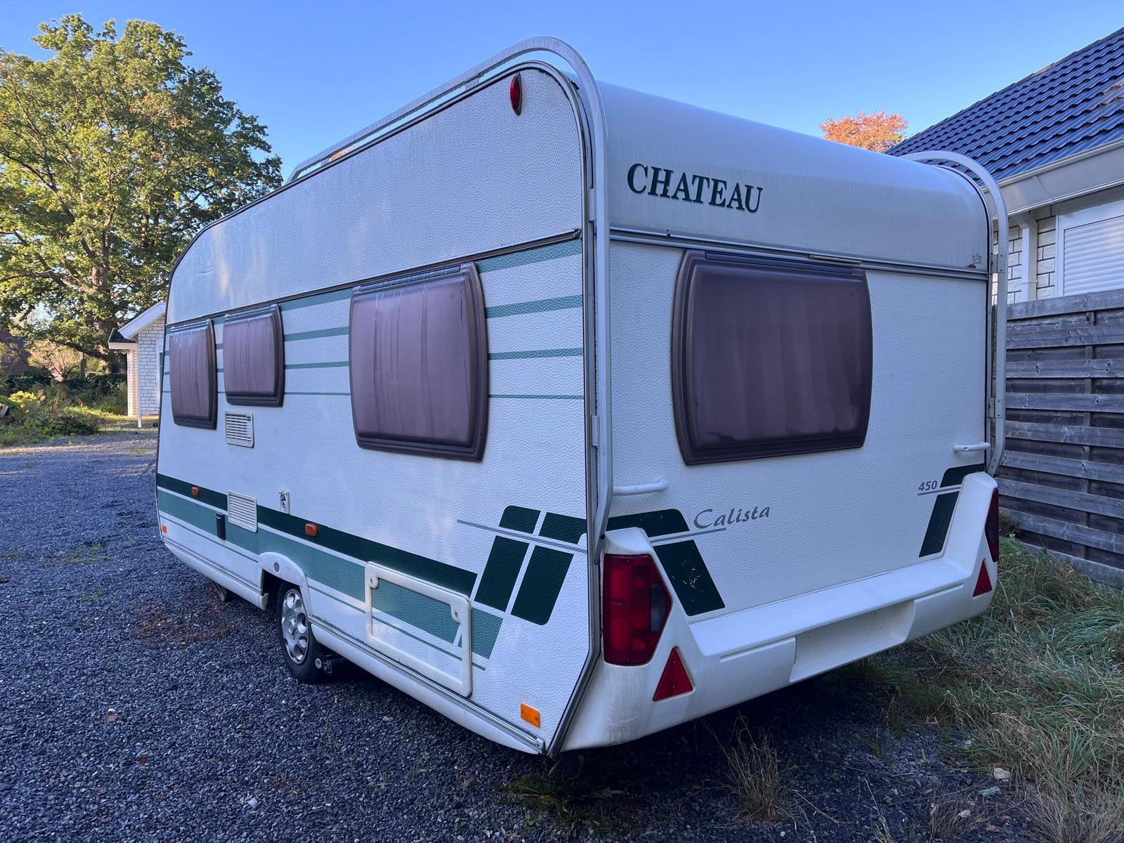 Chateau Calista 450, Grand lit, Chateau, Particulier, Auvent