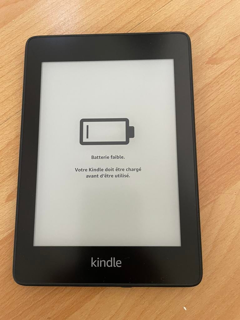 Liseuse Kindle Paperwhite + coque protectrice - comme neuve!, Computers en Software, Ophalen, Zo goed als nieuw