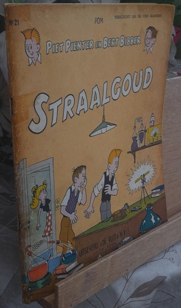 Piet pienter en bert Bibber Nr 21 straalgoud , 1ste druk, Boeken, Eén stripboek, Ophalen of Verzenden, Gelezen, POM