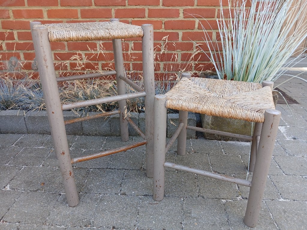 Set houten krukjes, Ophalen