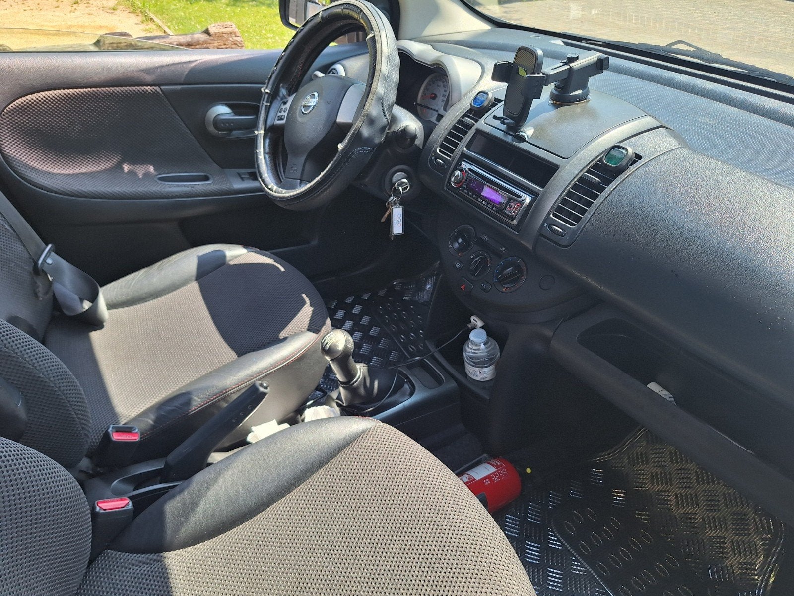 Nissan Note 2006., Autos, Nissan, Argent ou Gris, Achat, Noir, 5 portes