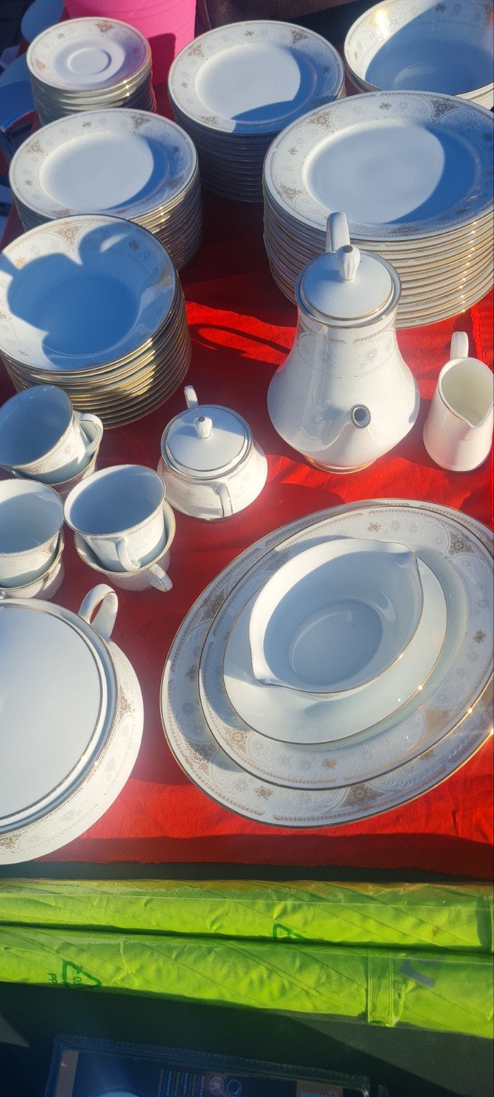 servies noritake, Huis en Inrichting, Keuken | Servies, Aziatisch, Overige merken, Ophalen of Verzenden, Zo goed als nieuw