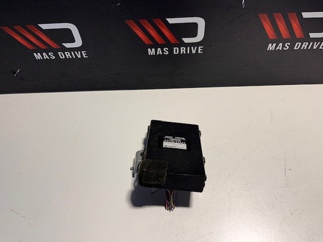 Lexus ls400 cruise control module 88240-50040, Gebruikt