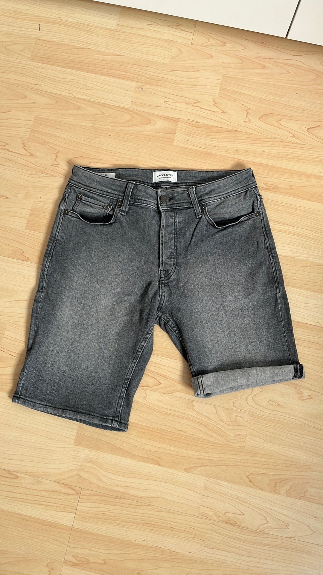 Jeansshort Jack & Jones maat S, Ophalen of Verzenden, Zo goed als nieuw, Maat 46 (S) of kleiner, Grijs