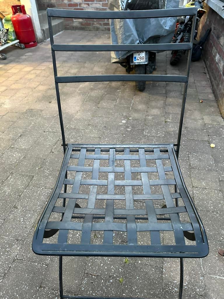 2 opvouwbare smeedijzeren stoelen, Ophalen of Verzenden, Zo goed als nieuw