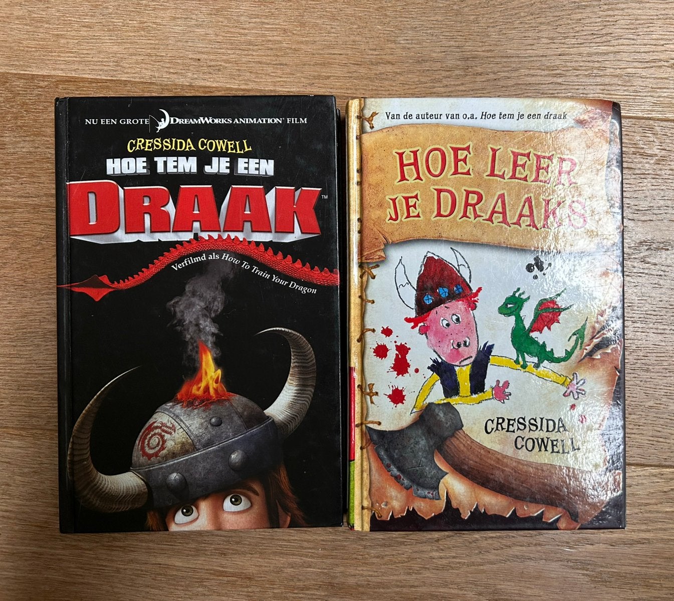 Cressida Cowell - Hoe tem je een draak?, Boeken, Ophalen of Verzenden, Cressida Cowell