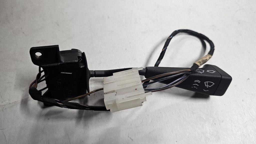 Ruitenwisser schakelaar BMW 5 serie E28 61311368255 1368255, Auto-onderdelen, Dashboard en Schakelaars, Gebruikt, -, Ophalen of Verzenden