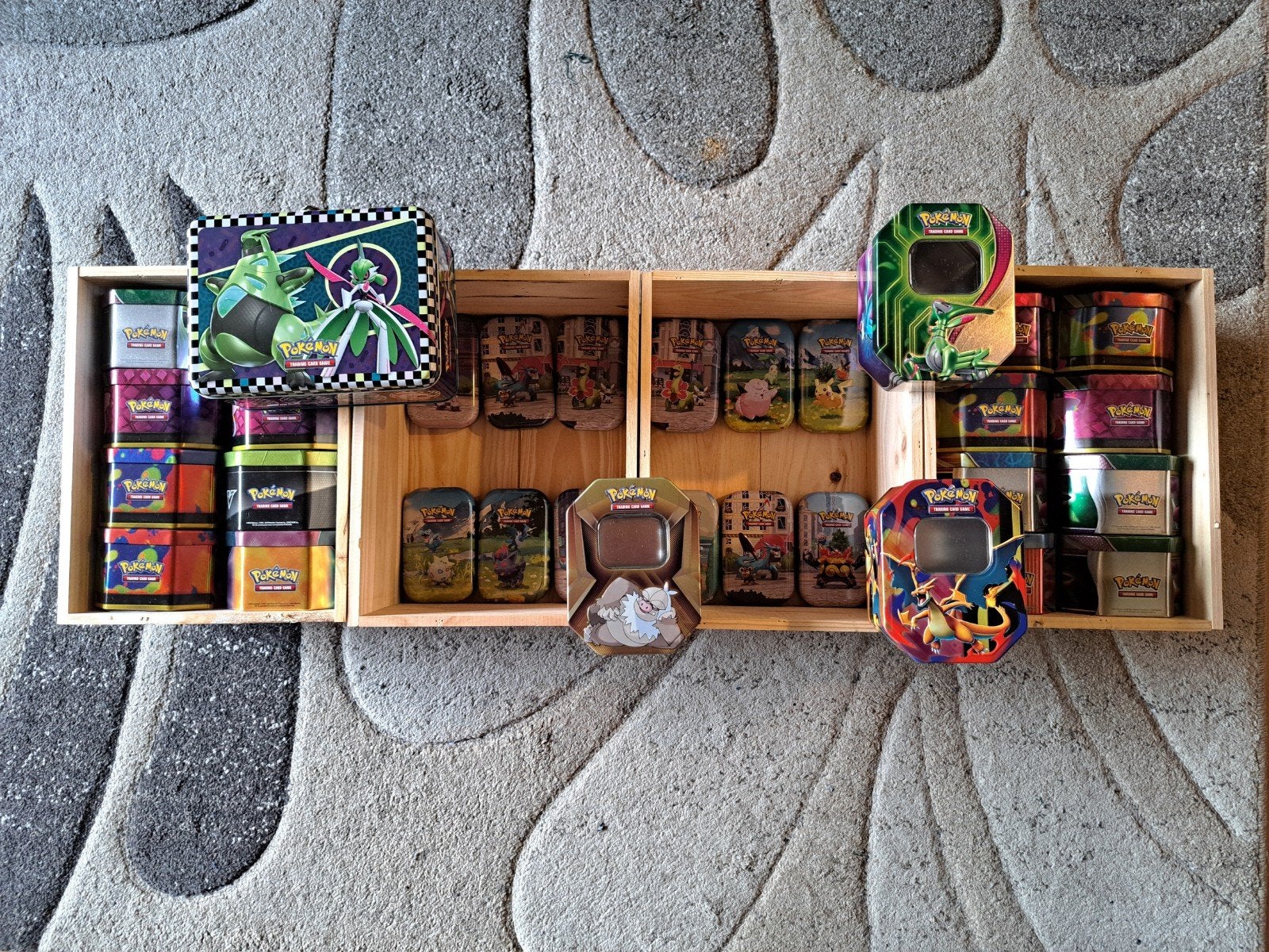 Pokémon lot lege tins 32 stuks, Enlèvement, Comme neuf