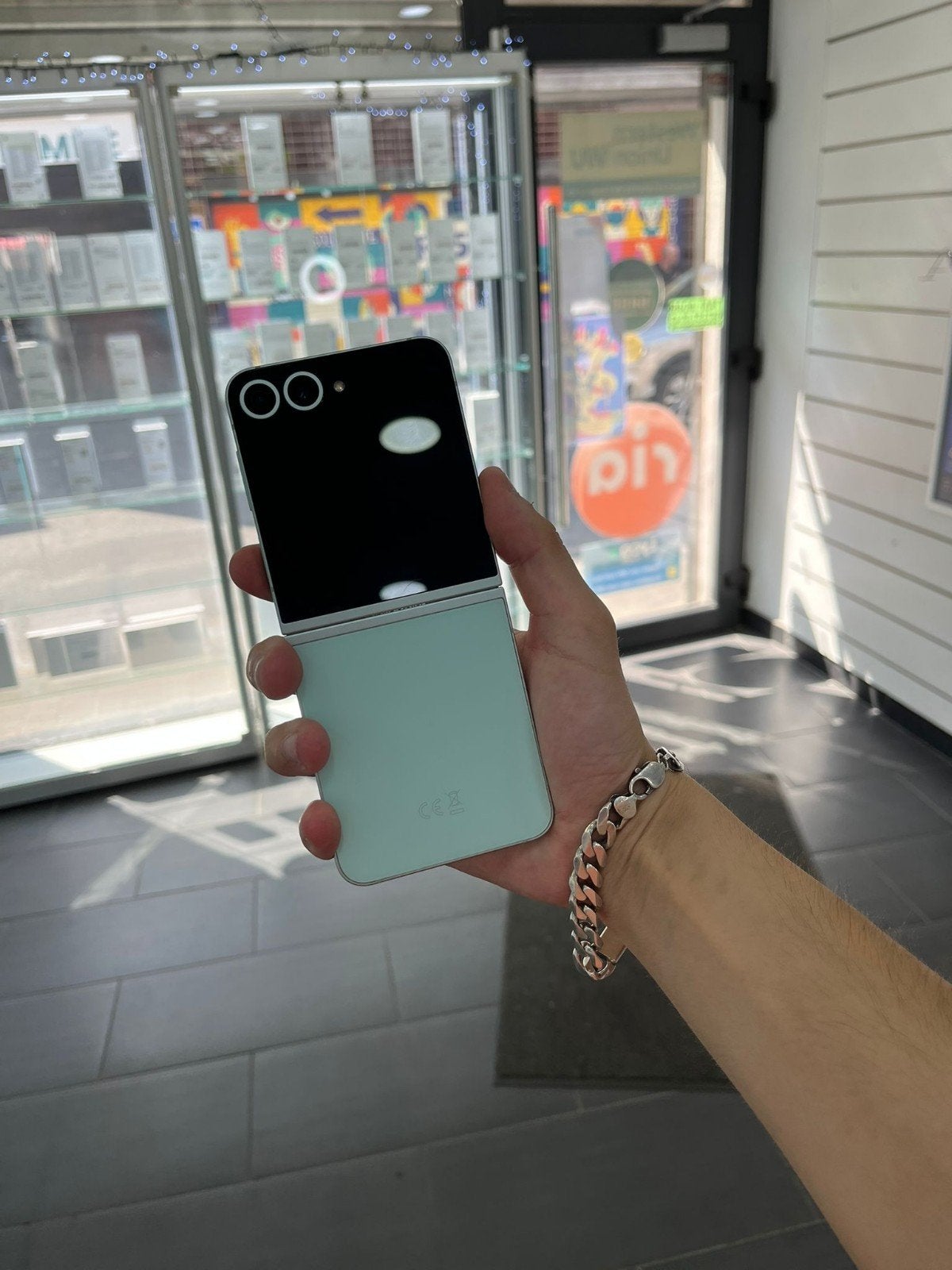 Zflip 6 449 euro kom bij ons langs  Gsm-centrum