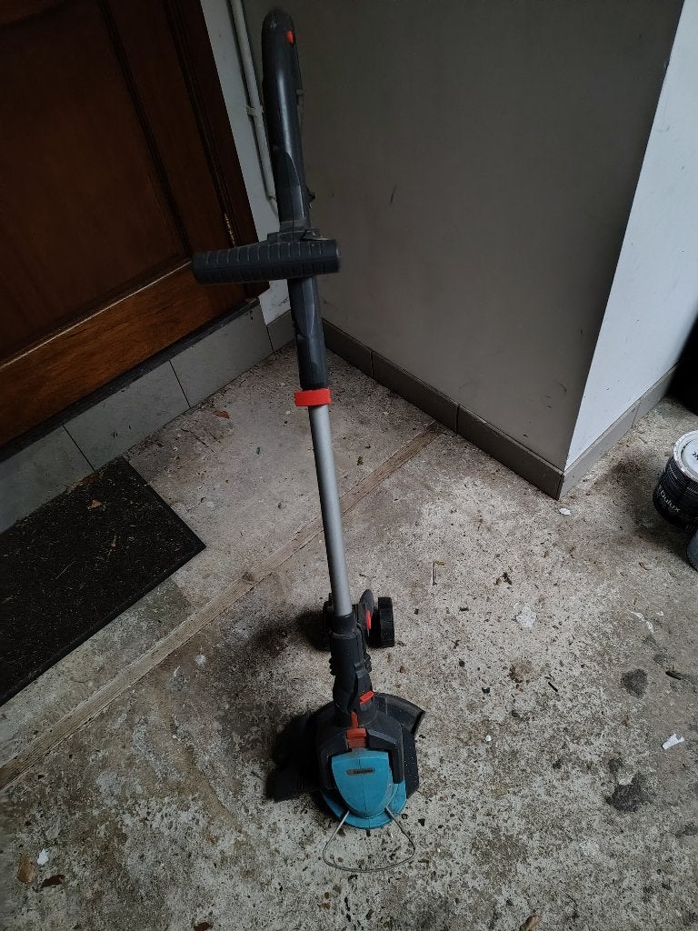 kantmaaier, Tuin en Terras, Grasmaaiers, Ophalen, Gebruikt, Gardena, Elektrische starter