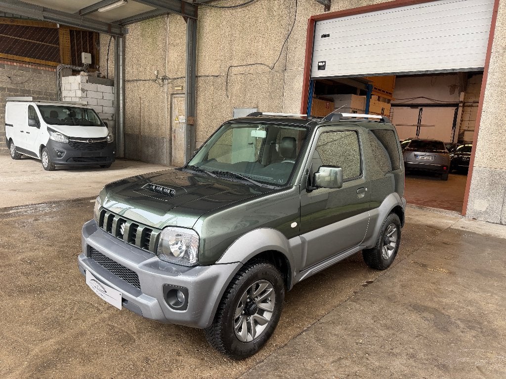 Suzuki Jimny 1.3i JLX Dakota 4X4 Automatic Cuir/Climatiseur, Autos, Cuir, Argent ou Gris, Achat, Euro 6